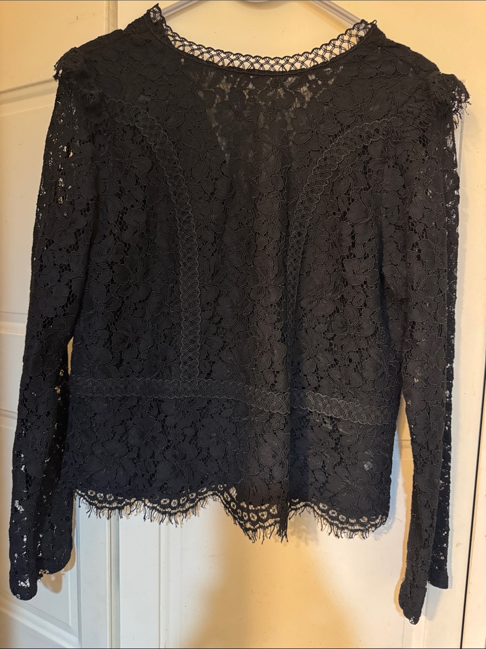 Express Black Floral Lace Long Sleeve Top w/zip up back